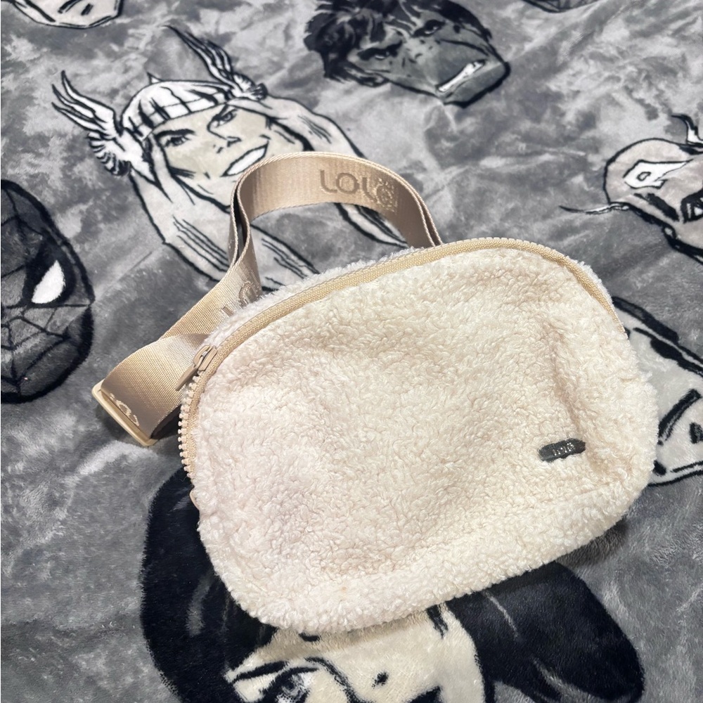 LOQ Soft Cream Crossbody Bag